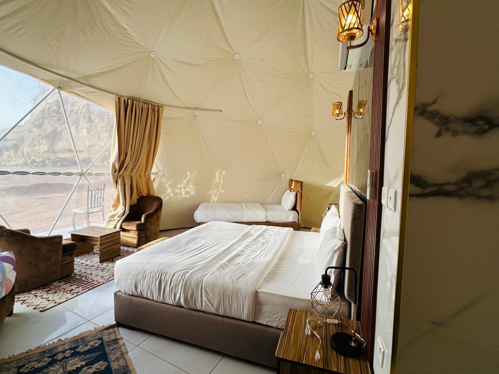 Rum Four Mountain Luxury Camp 瓦迪拉姆 外观 照片